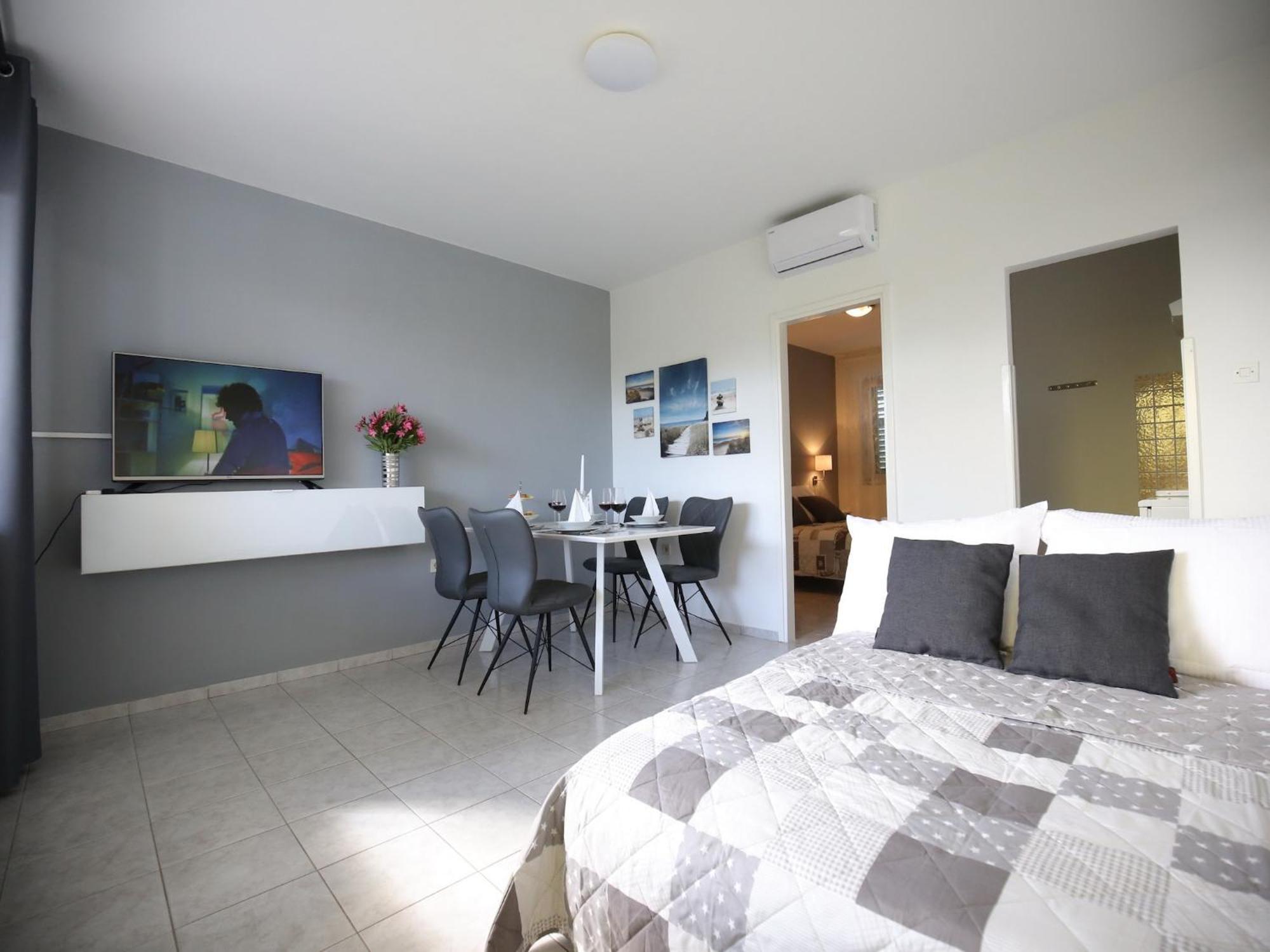 Scenic Holiday Home In Bibinje Near Sea Екстер'єр фото