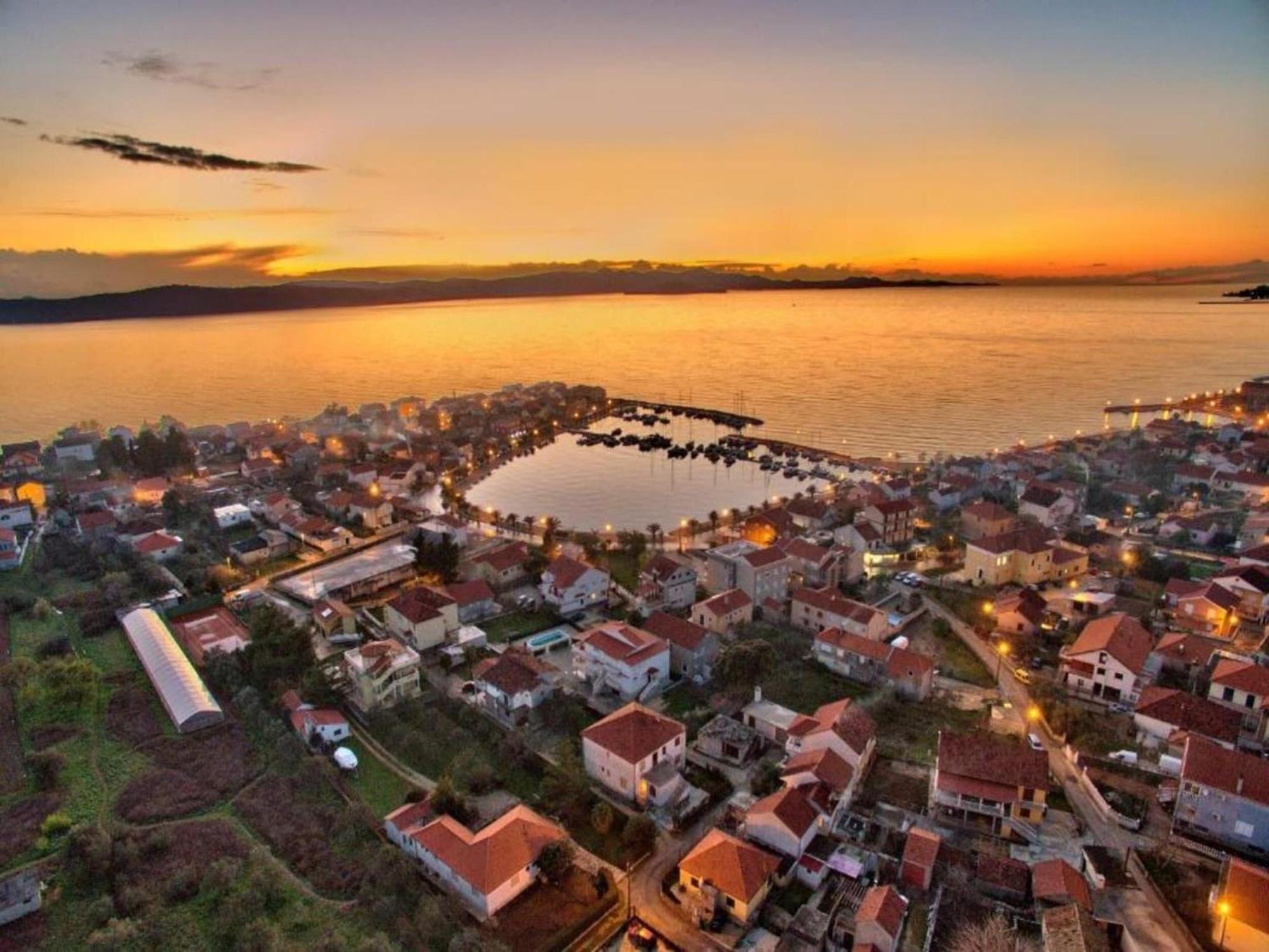 Scenic Holiday Home In Bibinje Near Sea Екстер'єр фото